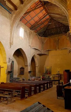 Inneres der Kirche Sant Nicolas in Granada