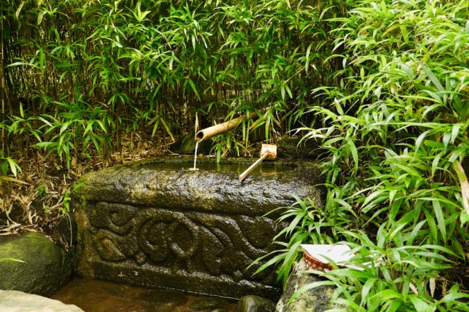 Wasserspiel in einem japanischen Garten