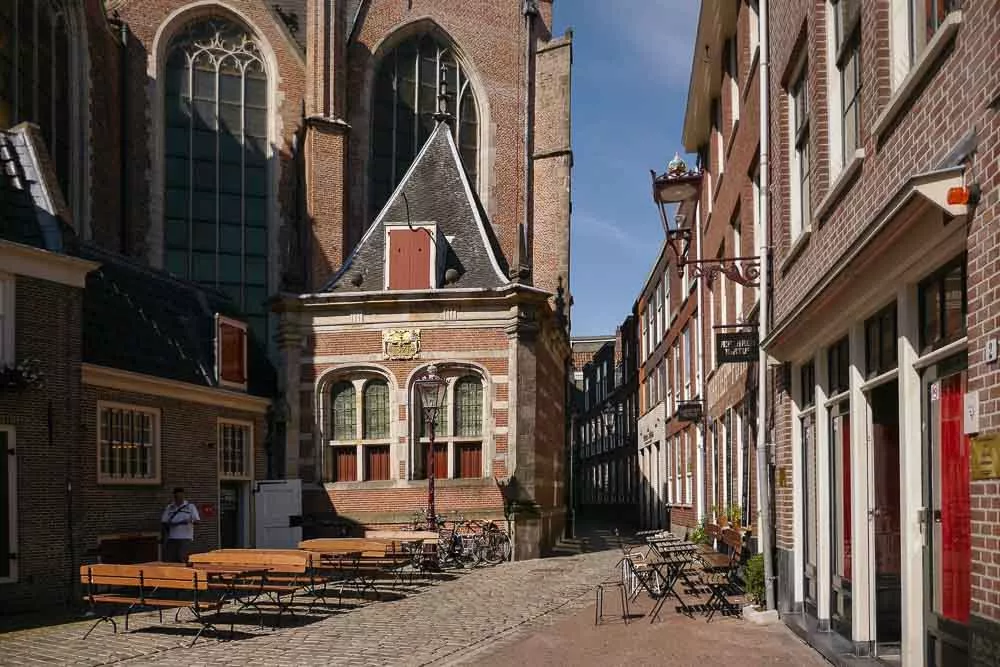 Bild: Bordelle an der De Oude Kerk Kirche in Amsterdam