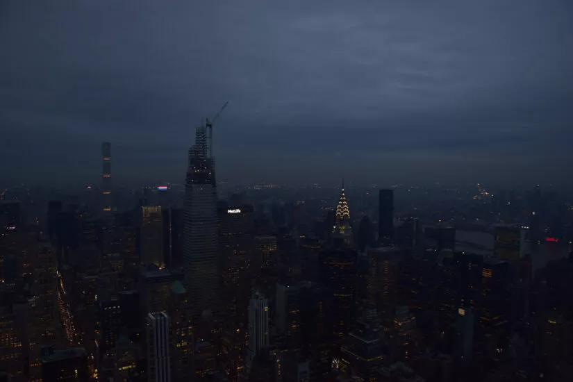 Die New Yorker Skyline bei Nacht