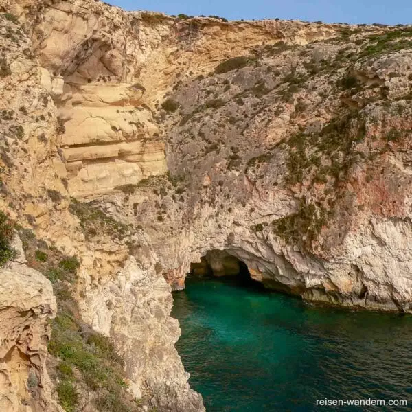 Steilküste an der Blauen Grotte auf Malta